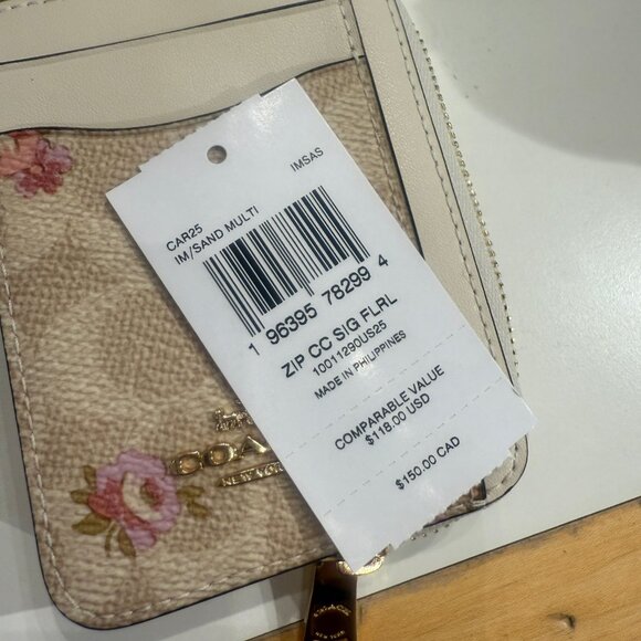 coach Zip Card Case In Signature Canvas With Floral Print car25 - Picture 5 of 5
